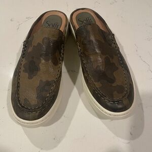 Sofft Camouflage Leather Slip-On Mules in Brown and Olive